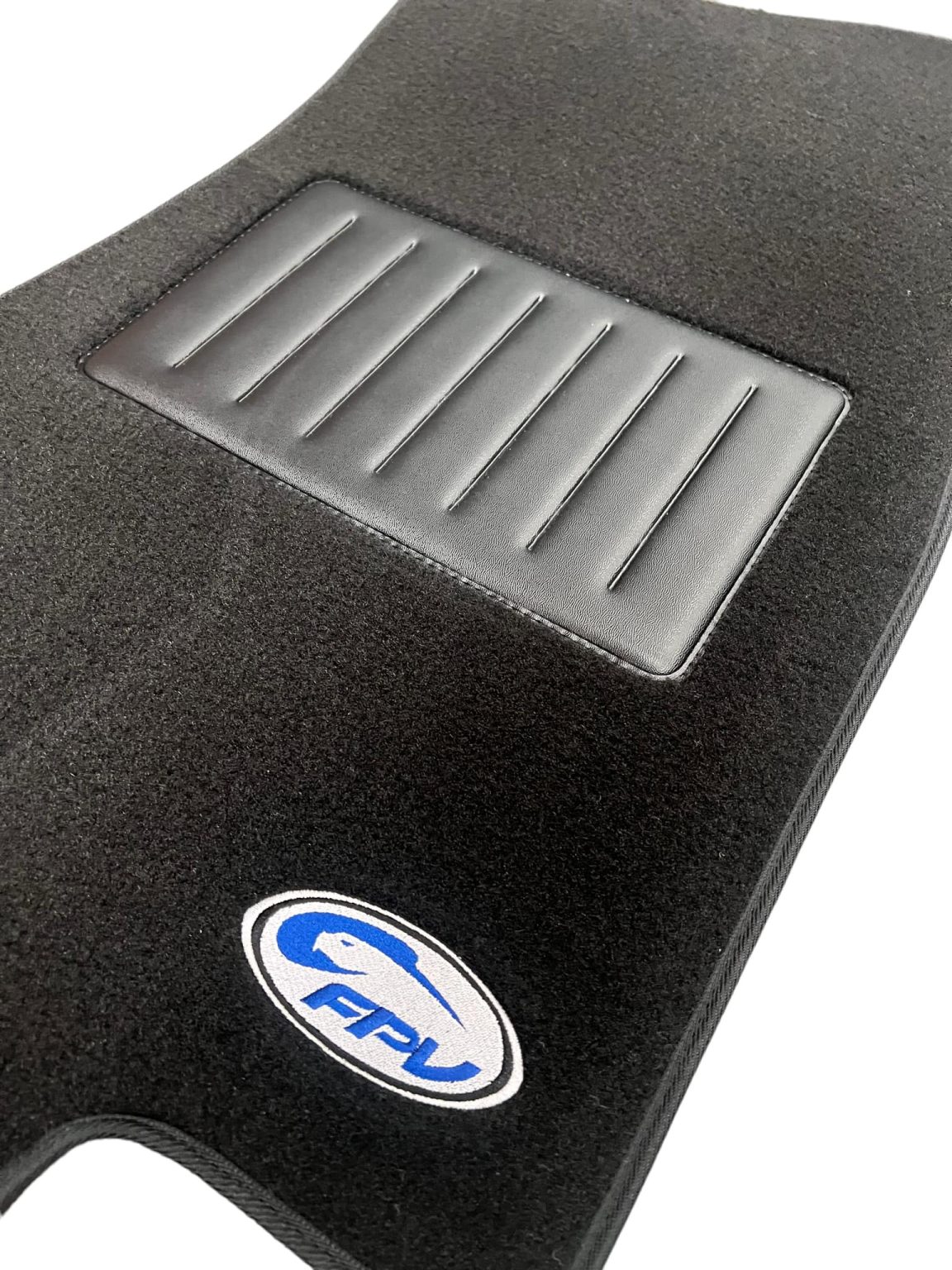 FORD BA BF FG SEDAN FPV 2 PIECE FLOOR MATS BLACK PLUSH BLUE & SILVER BADGE Reborn Auto